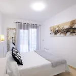 Vivienda Con Piscina En Apartment