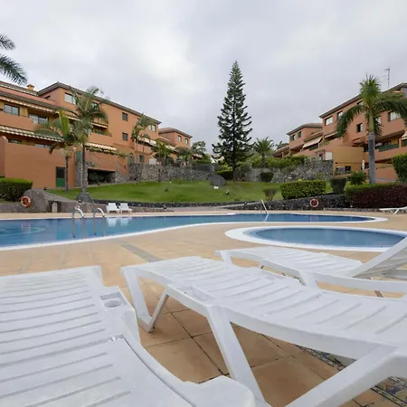 아파트 Vivienda Con Piscina En