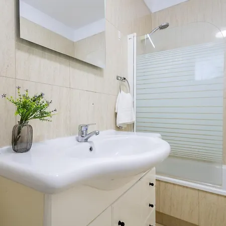 아파트 Vivienda Con Piscina En