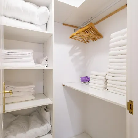 아파트 Vivienda Con Piscina En *