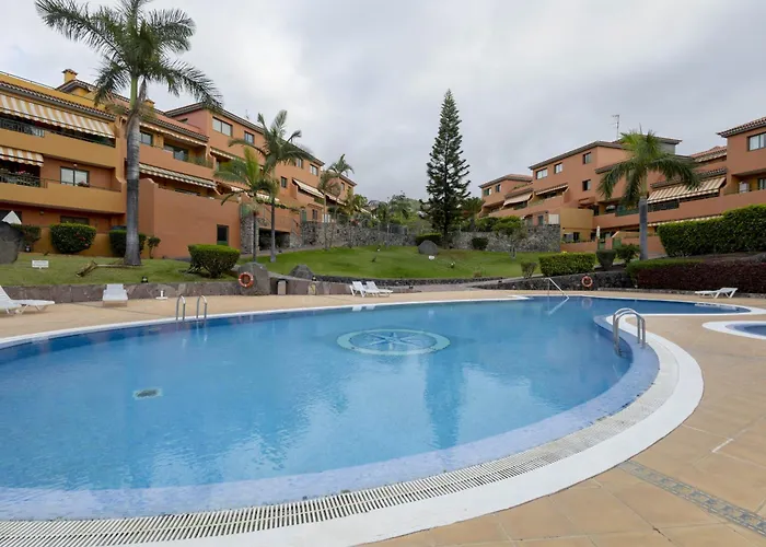 شقة Vivienda Con Piscina En