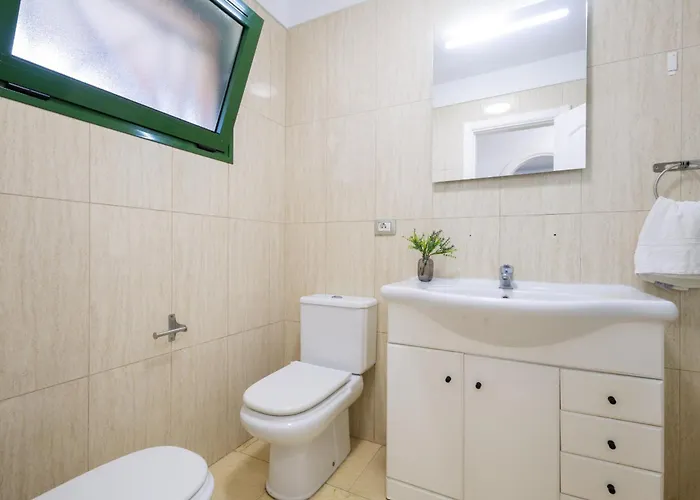 Vivienda Con Piscina En بويرتو ذي لا كروز